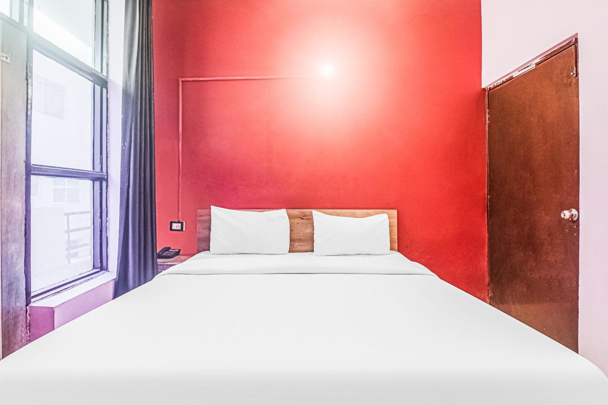 Hotel O Avni Residency Гургаон Экстерьер фото